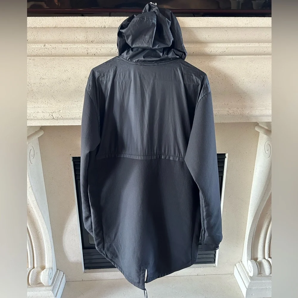 Puma Jacket - Picture 3 of 9